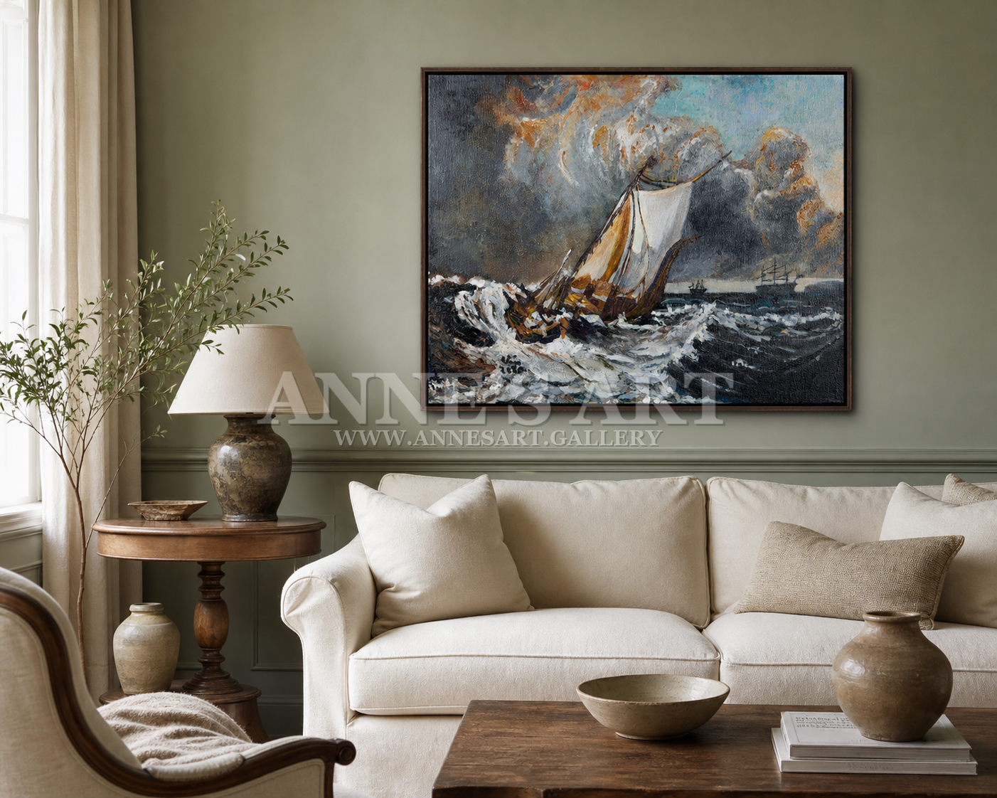 Visualisierung des gerahmten Seestücks The Bridgewater Sea in einem hellen Wohnzimmer mit seladongrüner Wand